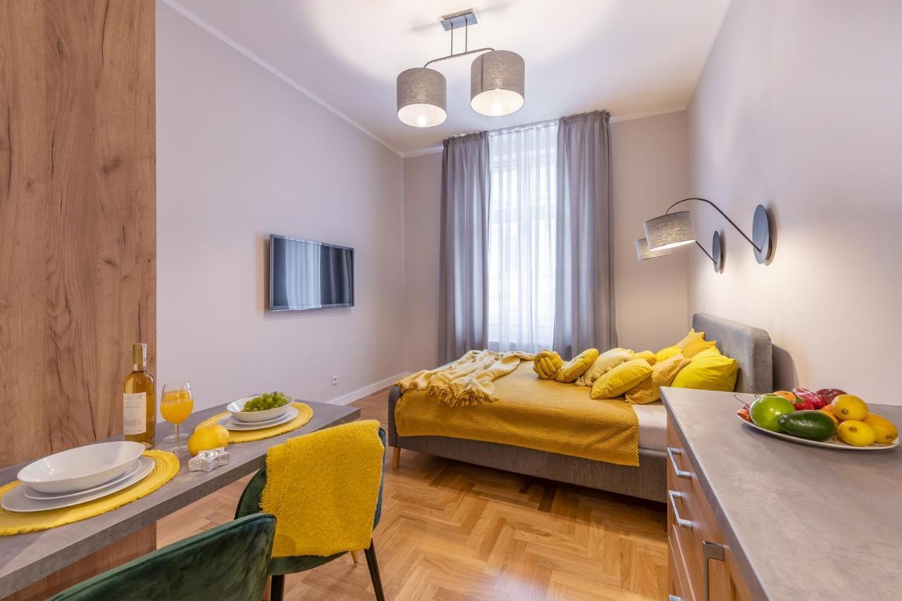 Scandic Apartments - Old Town Krasków Εξωτερικό φωτογραφία